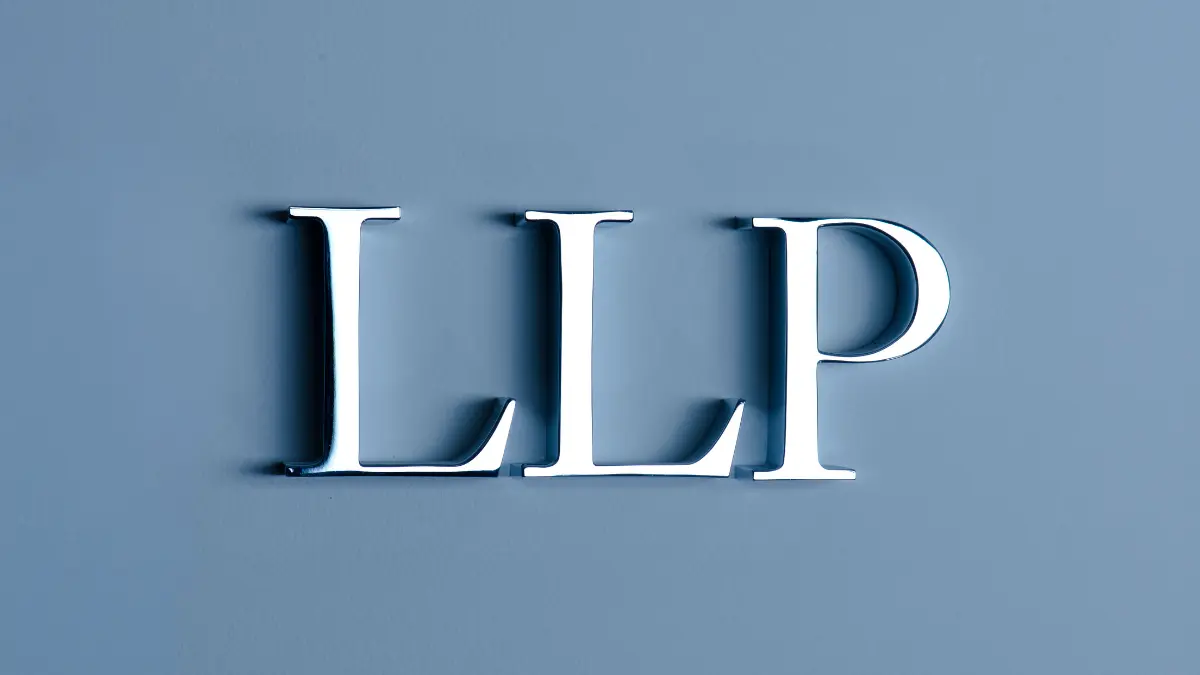 LLP vs Pvt Ltd
